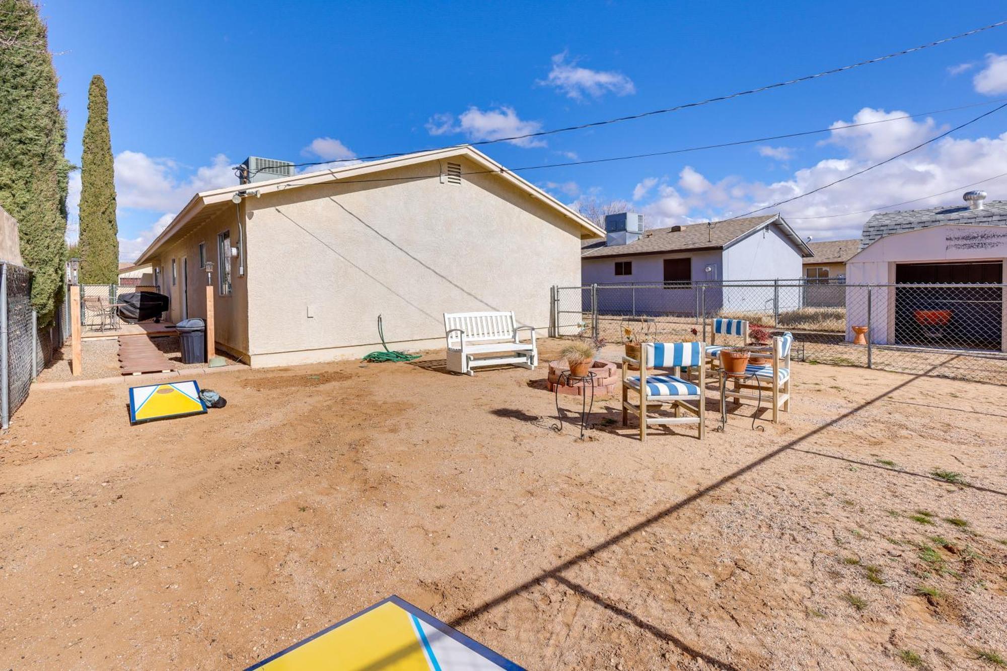 Kingman Vacation Rental With Yard And Fire Pit Extérieur photo